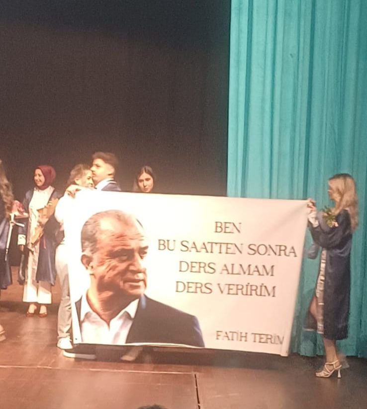 Majesteleri (@siyahalpacino) on Twitter photo 