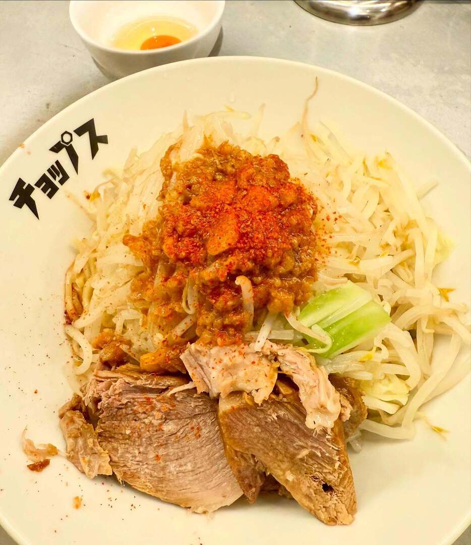 マイルドな二郎系混ぜそば🍜️😋️
日和らずにでかいのにしました⤴️✨️生卵は必須だな🥚
#ramen #まぜそば #代々木
@ 代々木チョップス
instagram.com/p/DLPsQJaJZXG/