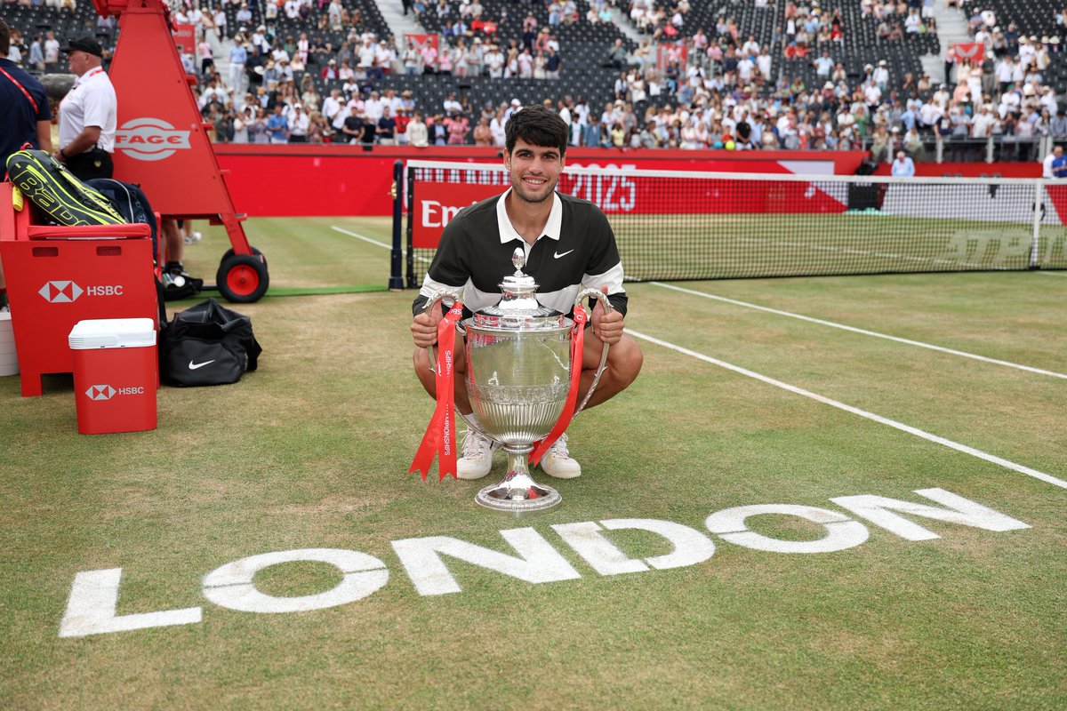 QueensTennis's tweet image. Champions in London 🏆🏆
Tatjana Maria 🤝 @carlosalcaraz
#HSBCChampionships