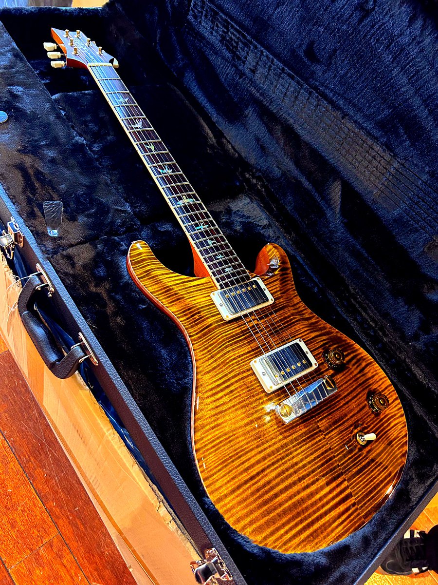 torasan0122's tweet photo. My New Gear...
#PRS #McCarty https://t.co/T9Yma5VEZJ