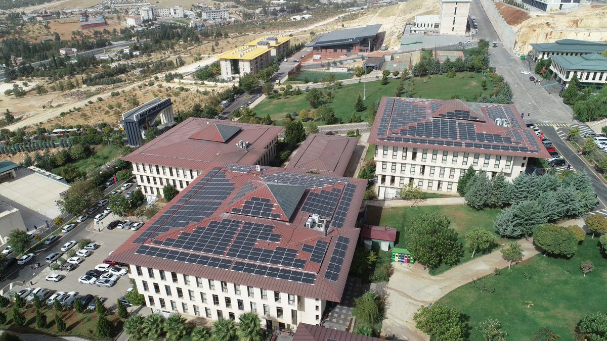 📚 9 fakülte, 36 bölüm, 73 lisansüstü program.
HKÜ’de her ilgi alanına ve kariyer hedefine uygun bir yol var!
Akademik donanım, uygulamalı eğitim ve çok yönlü gelişim için doğru adres: #HasanKalyoncuÜniversitesi
#hkunv #Tercih2025 #HKÜ