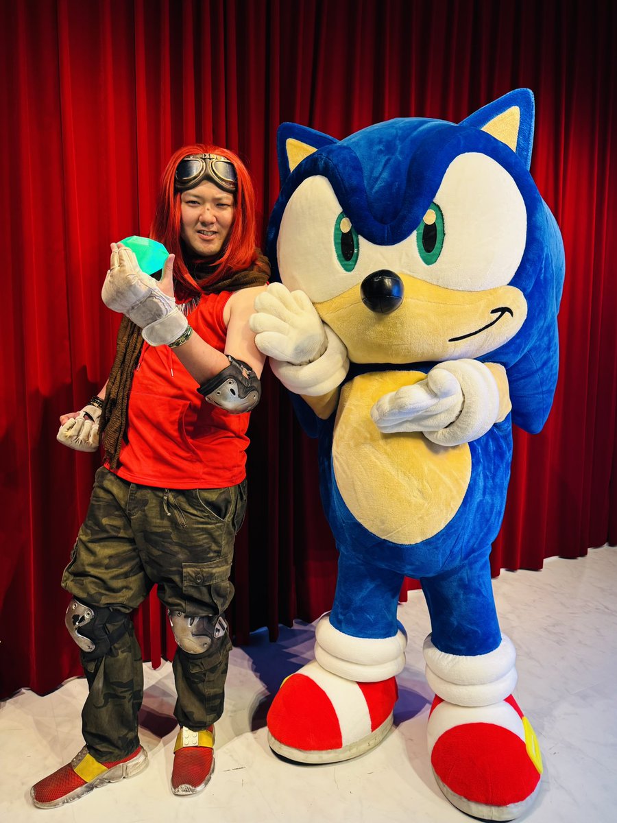 gouki_returns's tweet image. 今日初めてソニック系イベントで擬人化ナックルズやってみて…
ソニアド2イメージのゴーグルだとか…
戦士っぽい汚し加工だとか…
自分なりの解釈を褒めて貰えたり…
なんなら言う前に気づいてくれるのがホントに嬉しくて…😭
ソニクラの皆さんありがとうございました…🥹
#ソニックバースデー2025