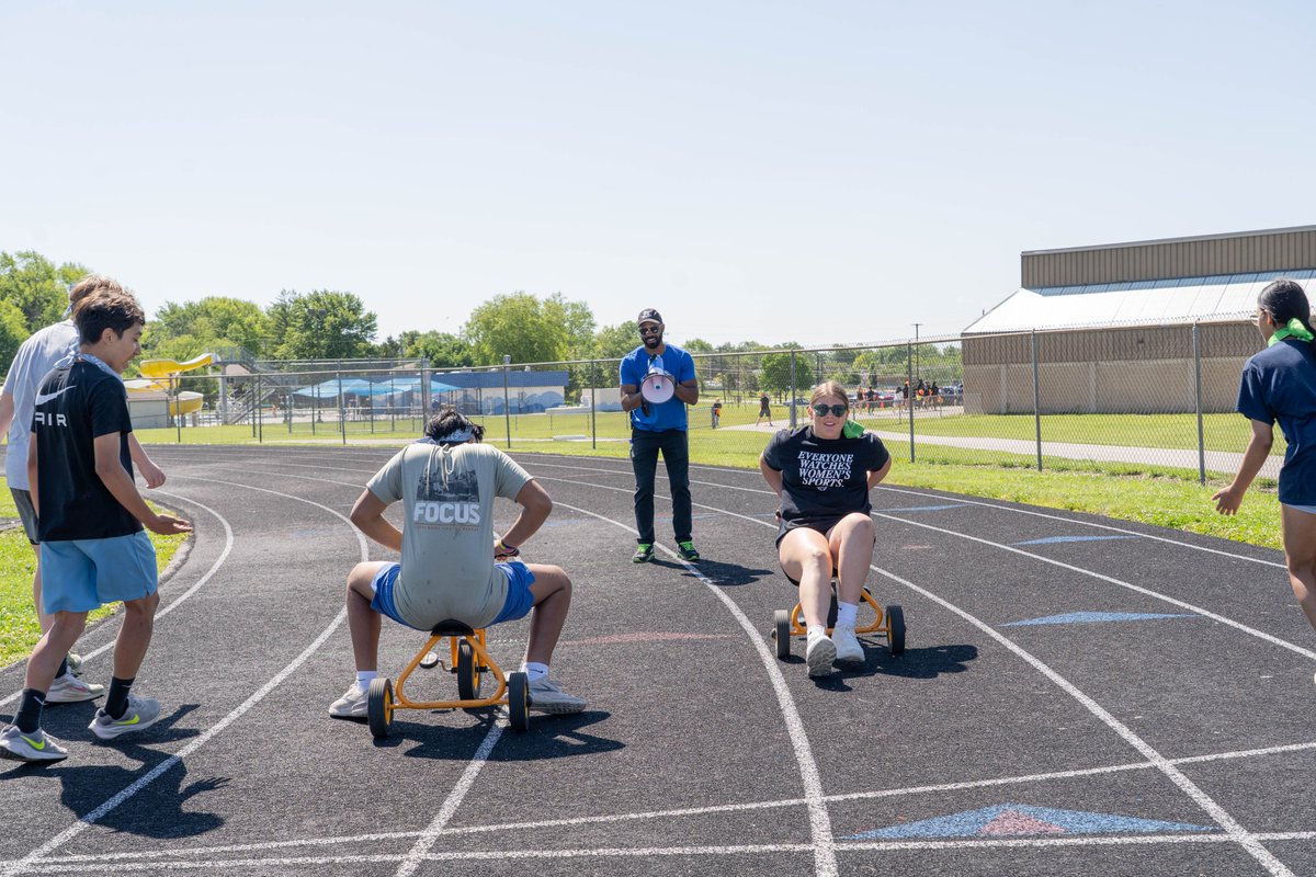 🐯 Before heading off to summer break, Oregon Trail Middle School 8th graders closed out the year with the annual Tiger Olympics! Their last day of school was packed with high energy, teamwork, and lots of laughs as students competed in activities and outdoor games!