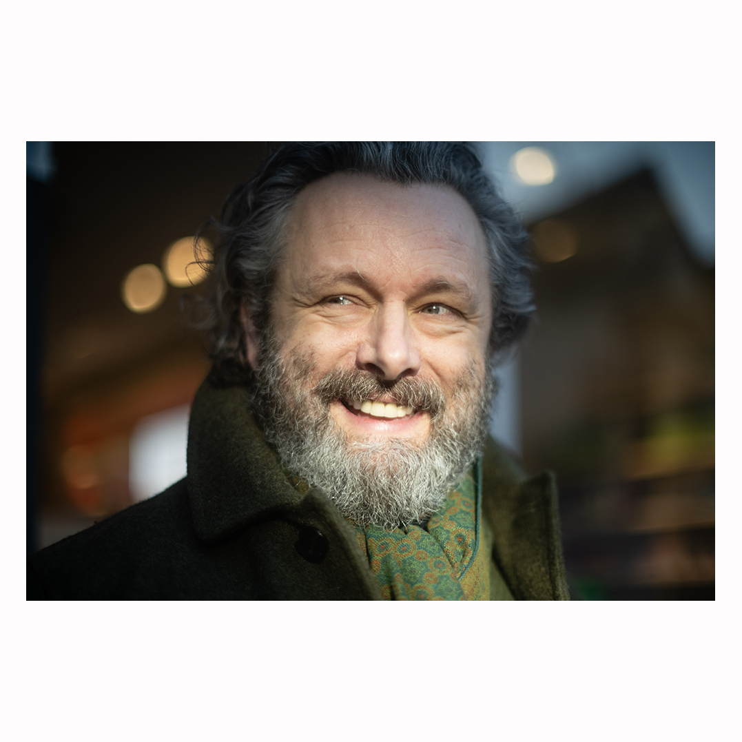 Apparently it's some kind of International Portrait Day, so here are some of my international portraits!* 

*All Welsh 

Stuart Cable, <a href="/cerysmatthews/">Cerys Matthews</a>, <a href="/michaelsheen/">michael sheen 💙</a> and <a href="/SophieMelville/">Sophie Melville</a>