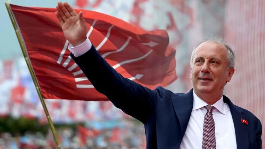 Muharrem İnce, CHP'ye katılma kararı aldı.