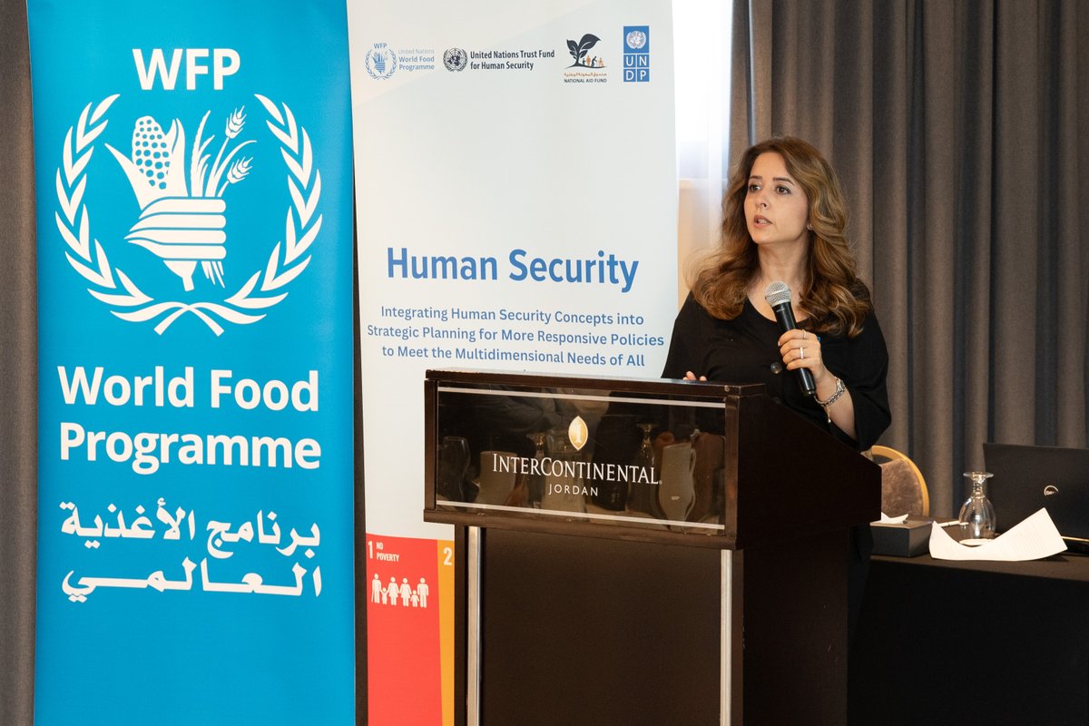 UNDPJordan's tweet image. أطلقنا الجلسة النقاشية الأولى لمشروع &quot;توسيع قاعدة بيانات الأمن الإنساني في الأردن&quot;، الذي ينفذه برنامج الأمم المتحدة الإنمائي (UNDP) وبرنامج الأغذية العالمي (WFP)، بالتعاون مع صندوق المعونة الوطنية (NAF).
جمعت الجلسة ممثلين عن الوزارات والبلديات ومنظمات المجتمع المدني والقطاع…