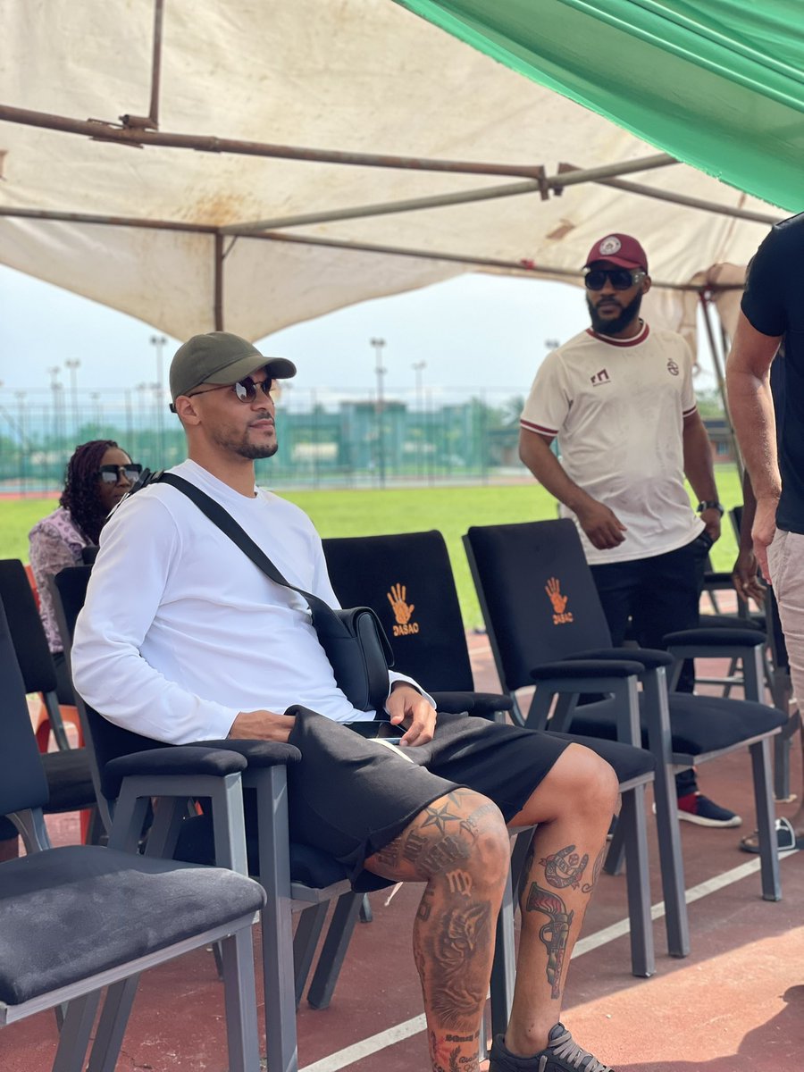 Fresh off the charity game in Lagos . 
<a href="/WTroostEkong/">William Troost-Ekong (M.O.N)</a> is here in Uyo for the 3rd place and final ceremonies of the Troost Ekong U-15 football tournament. 

Man of the people anytime , any day .