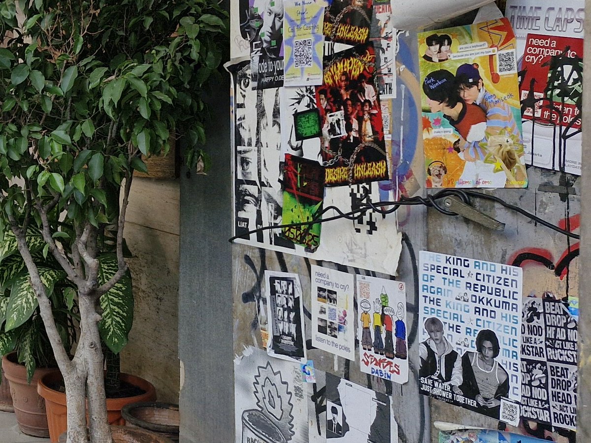 dolnenzip's tweet image. Seoknenist!
Posters of our parents are up for pride month. A bit late, but love's still worth celebrating!
 
📍BLOK M (Little Tokyo area — see pics)
 
Follow @dolnenzip &amp;amp; if you spot one, drop a pic in our commun (join via barcode)
 
Tag w/ #pasanganinilagi and spread the love 💌