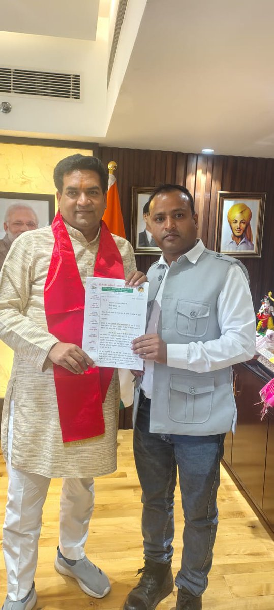 <a href="/KapilMishra_IND/">Kapil Mishra</a> <a href="/gupta_rekha/">Rekha Gupta</a> <a href="/narendramodi/">Narendra Modi</a> <a href="/AmitShah/">Amit Shah</a> <a href="/BJP4India/">BJP</a> <a href="/PMOIndia/">PMO India</a> <a href="/CMODelhi/">CMO Delhi</a> डीटीसी कर्मचारी  व  यूनियन तो आपसे कई बार मिले और बीजेपी के कई नेता, मंत्री और सीएम से भी मिले लेकिन अभी तक समस्या का समाधान  नहीं हुआ । 
सरकार सबके लिए सब कुछ कर सकती है लेकिन डीटीसी के कान्ट्रैक्ट कर्मचारियों के लिए कुछ नहीं कर सकती । 

#Basic_Gradepay_DA लागू कीजिए