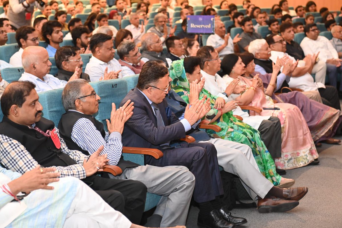 Vice-President of India (@vpindia) on Twitter photo Hon'ble Vice-President, Shri Jagdeep Dhankhar presided over the release of book "The New World: 21st Century Global Order and India" authored by Shri Ram Madhav Ji in New Delhi today.
<a href="/rammadhav_/">Ram Madhav</a> <a href="/ManishTewari/">Manish Tewari</a>
<a href="/sureshpprabhu/">Suresh Prabhu</a> #TheNewWorld Hon'ble Vice-President, Shri Jagdeep Dhankhar presided over the release of book "The New World: 21st Century Global Order and India" authored by Shri Ram Madhav Ji in New Delhi today.
<a href="/rammadhav_/">Ram Madhav</a> <a href="/ManishTewari/">Manish Tewari</a>
<a href="/sureshpprabhu/">Suresh Prabhu</a> #TheNewWorld