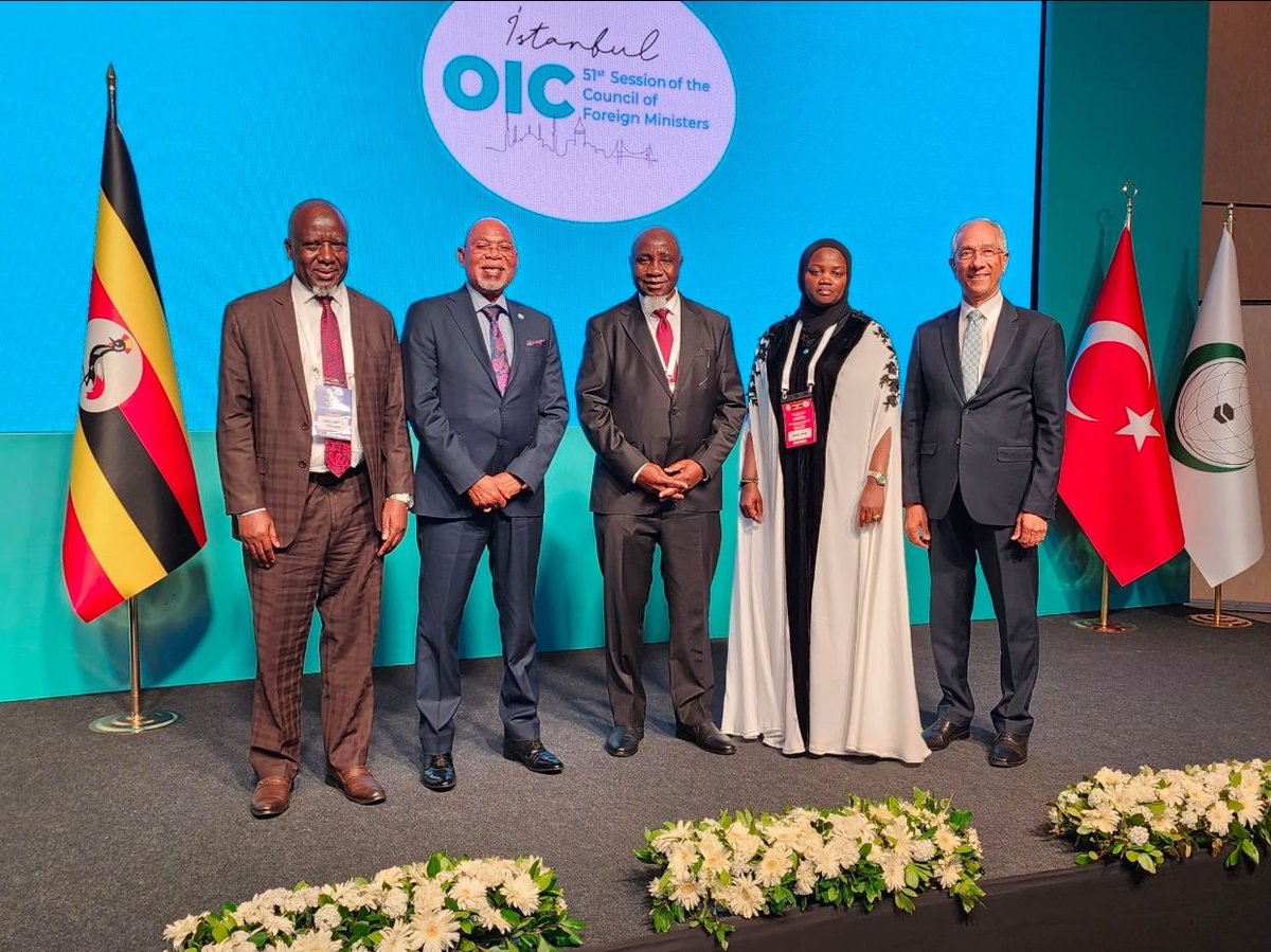 rectoriuiu1988's tweet image. I was privileged to join distinguished delegates, including,Hon. Gen. Jeje Odongo Abubakher, Uganda’s Minister of Foreign Affairs,H.E. Amb. Nusura Tiperu Omar,Dr. Ahmad Kawesa Sengendo OIC Assistant Secretary-General for Economic Affairs; and H.E. Amb. Aftab Ahmed Khokher,