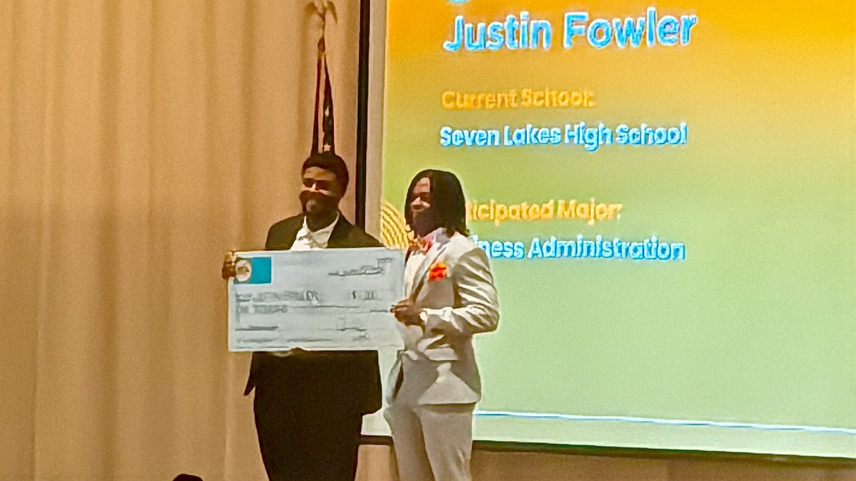 P. Fowler, Ph.D. (@drpfowler1) on Twitter photo This JSU Tiger🐅 is SUPER proud of <a href="/JustinFowler0/">Justin Fowler</a> for being selected as a recipient for the Florida A&M 🐍Houston Alumni Chapter’s Scholarship. 🏫<a href="/FAMU_1887/">Florida A&M University</a> #HBCU This JSU Tiger🐅 is SUPER proud of <a href="/JustinFowler0/">Justin Fowler</a> for being selected as a recipient for the Florida A&M 🐍Houston Alumni Chapter’s Scholarship. 🏫<a href="/FAMU_1887/">Florida A&M University</a> #HBCU