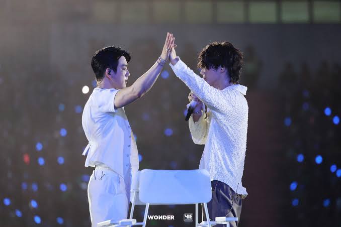 smilekpy's tweet image. ผมนี้รอ JJP คัมแบ็คเลยคราบ ผมพร้อมมาก 🌴🍑 #JJP #JJProject #JAYB #JINYOUNG #GOT7