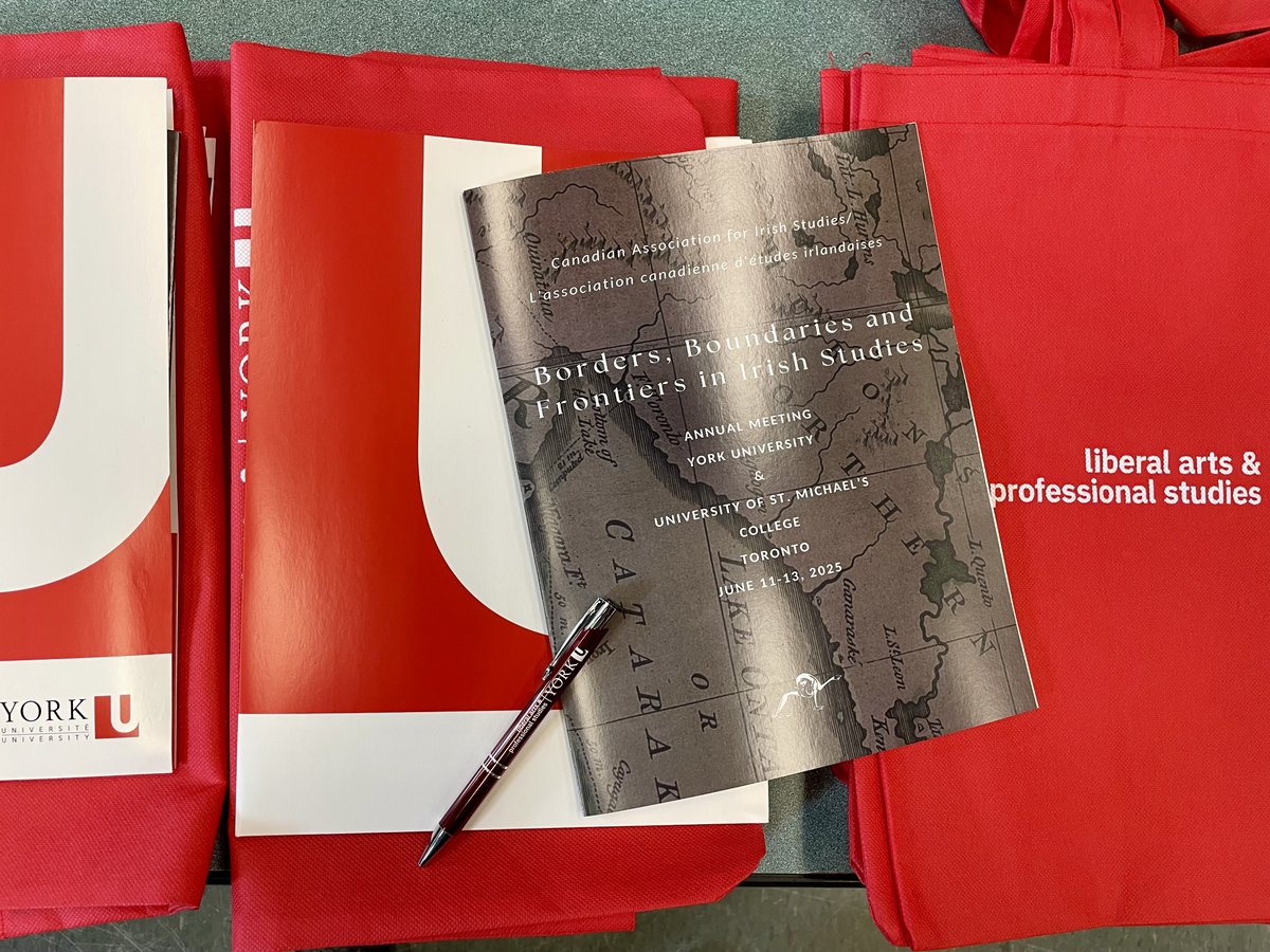 CAIS_Irish's tweet image. Very happy to report a successful annual meeting over 3.5 days @YorkUniversity and @uStMikes with almost 40 speakers, special events, and fantastic keynotes from @garrett_carr, Anna Teekell, and @cormacmoore Highlights to be recounted in coming days #irishincanada #irishstudies