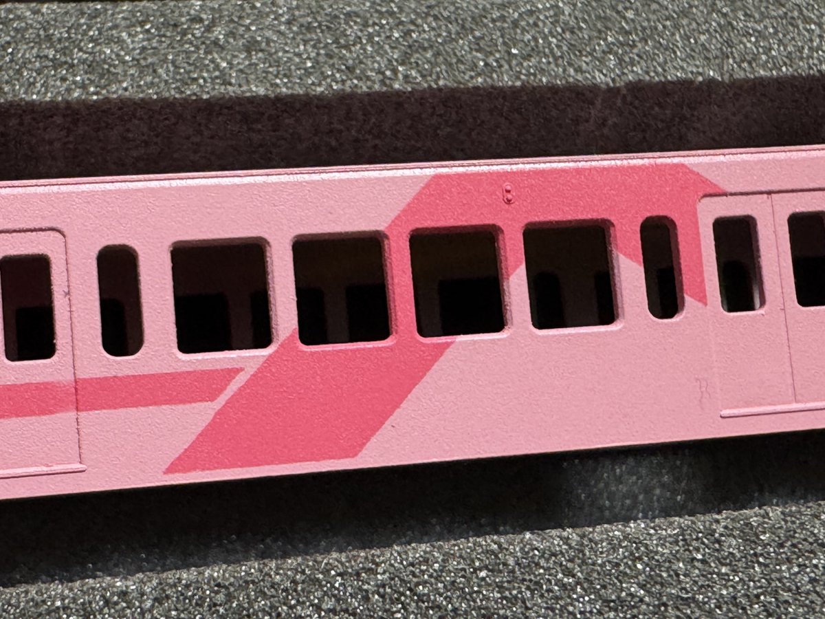 題は花かごT、makiのサインがあります8号です さんご (@205marchen145) / X