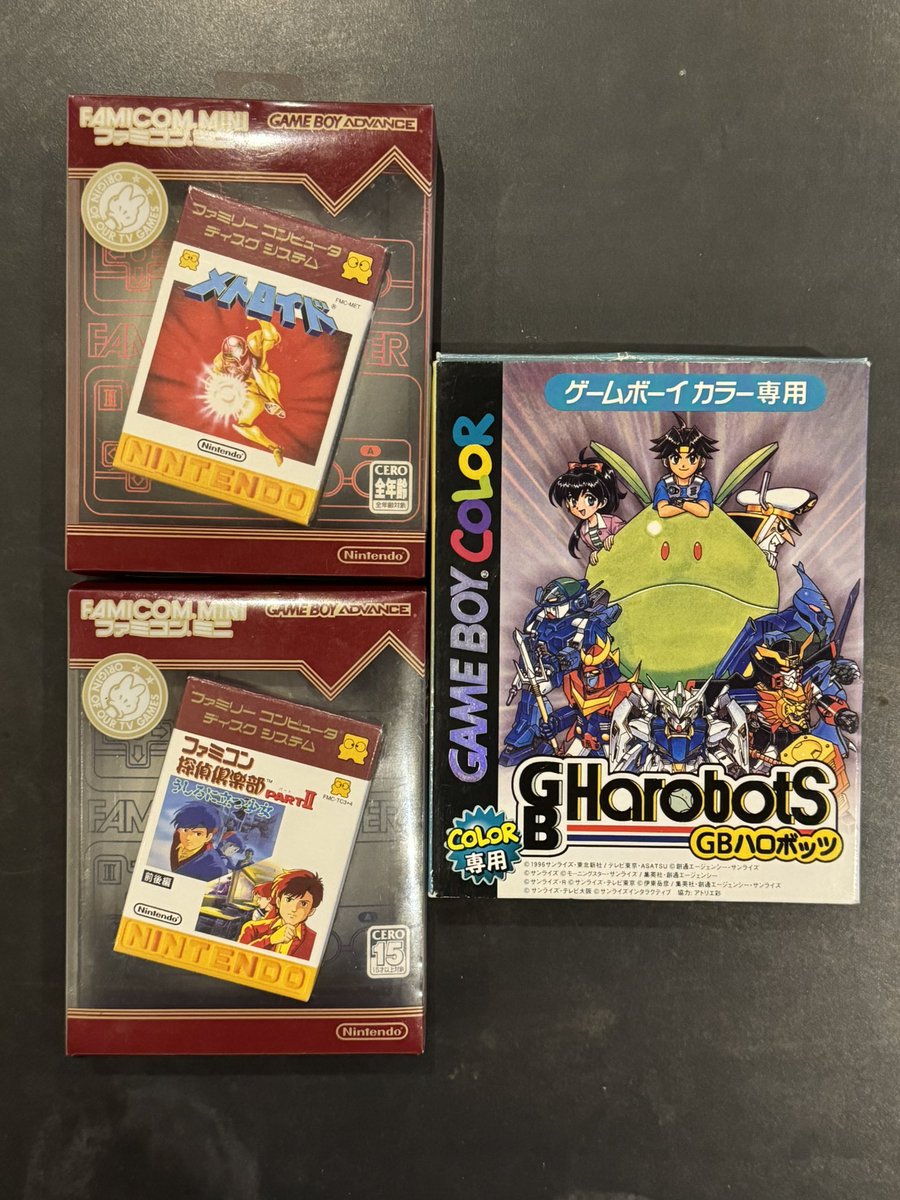 レトロゲームお宝探し

#ゲームボーイアドバンス 
#ファミコンミニ 
#メトロイド 
#ファミコン探偵倶楽部 PART2
うしろに立つ少女

#ゲームボーイ 
#GBハロボッツ 

ファミコンミニ…じりじり集まってます🤣✨