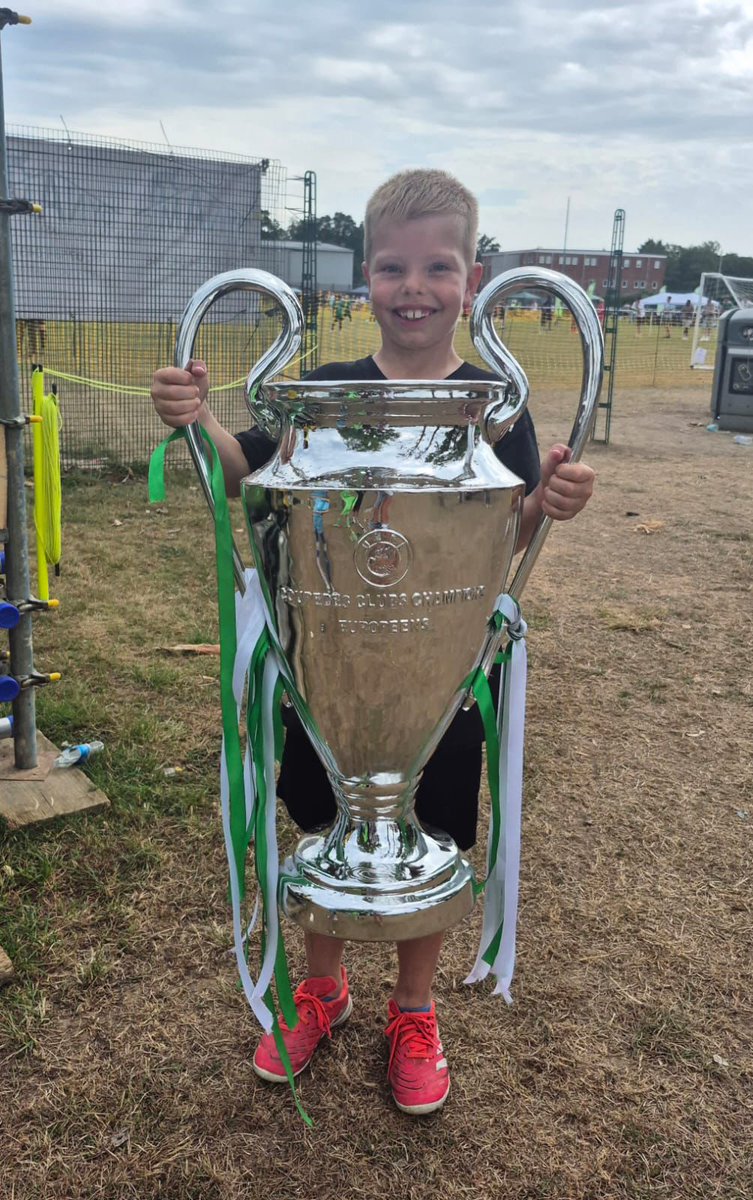 Our U10 Jaguars continued to enjoy  tournament season at the Awe Westwood Wanderers Footy Tournament last weekend 

The boys got to lift some pretty impressive silverware 🏆💛🖤

Official kit sponsor: <a href="/helixqs/">Helix</a> 

Official Club Partner: <a href="/AtsGroup19/">Ats Group</a>

#tadleycallevayouth