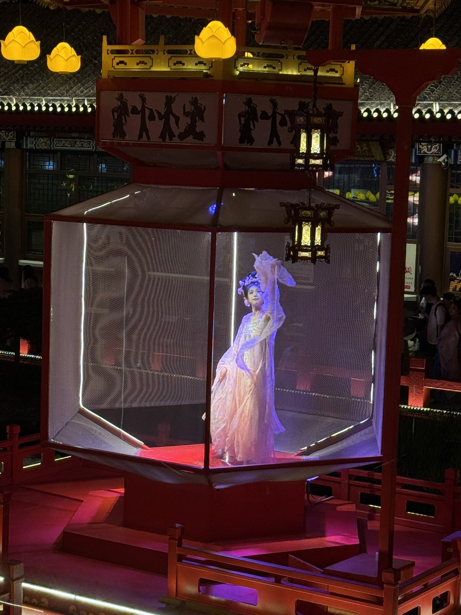 福利姬小南一（京津冀）分享的黄推图片3 - 网红私拍内容