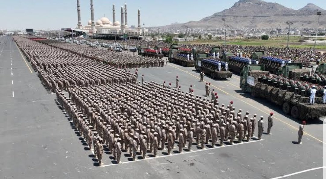 World_Affairs11's tweet photo. BREAKING:

Houthis say Israel and the USA cannot cross from Red Sea and Persian Gulf anymore. https://t.co/blsSjsZVXJ