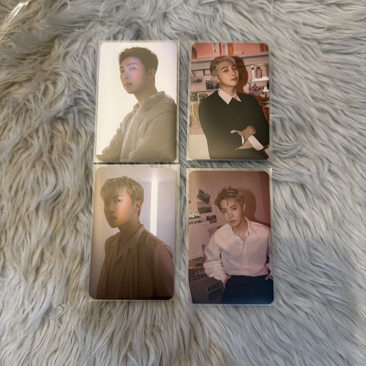 yeontannieee__'s tweet image. wts lfb ph

bts proof lucky draw m2u pst ph 
-  namjoon and jhope 

₱800 (set - 4 pcs)

- good condi x sensi 
- payo (prio)  
- gcash / bpi 
- jnt 

t. bts proof lucky draw pst m2u pob namjoon seokjin yoongi jhope jimin taehyung jungkook taekook ph