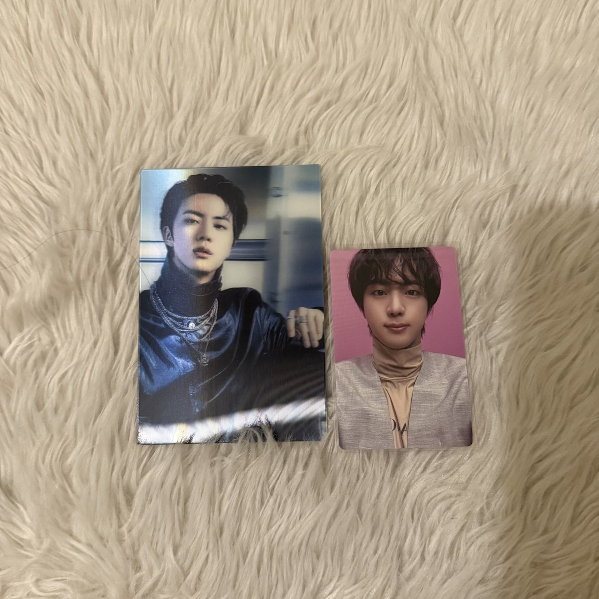 yeontannieee__'s tweet image. wts lfb ph

bts proof collectors edition ce 
jin set 

₱250 set 

- good condi but x sensi
- payo (prio)  
- gcash / bpi 
- jnt 

t. bts proof ce collectors edition jin photocard ph
