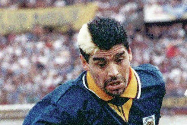 🇦🇷 Martin Mazur reflects on when Argentina legend Diego Maradona was banned for drug use and then made his comeback at Boca Juniors.

🔗 READ: latetacklemagazine.com/retro/363081/s…