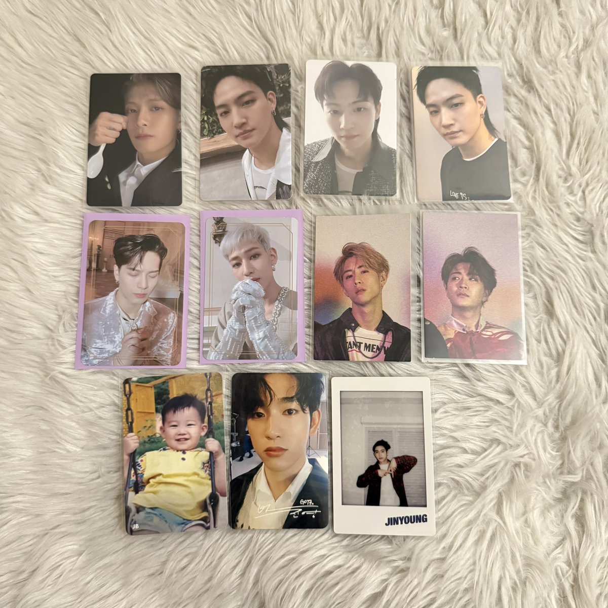 yeontannieee__'s tweet image. wts lfb got7 ph 

got7 random pc set 

₱1,100 set — rpc, shopee pob, nestfest pc etc

- payo (prio)  
- gcash / bpi 
- jnt 

t. got7 jayb mark jackson jinyoung youngjae bambam yugyeom shopee pob nestfest spoon dye pray sakristan ph