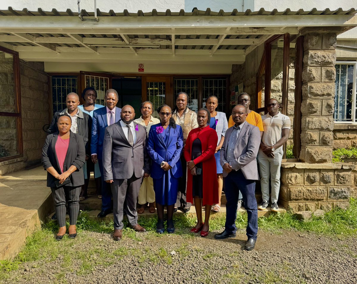 The Law Society of Kenya, led by President Faith Odhiambo and the Public Interest Litigation Directorate, met this afternoon with the distraught family of Mr. Ndiangui Kinyagia. What they revealed is troubling.
According to eyewitnesses, his own Neighbours, on Saturday afternoon,