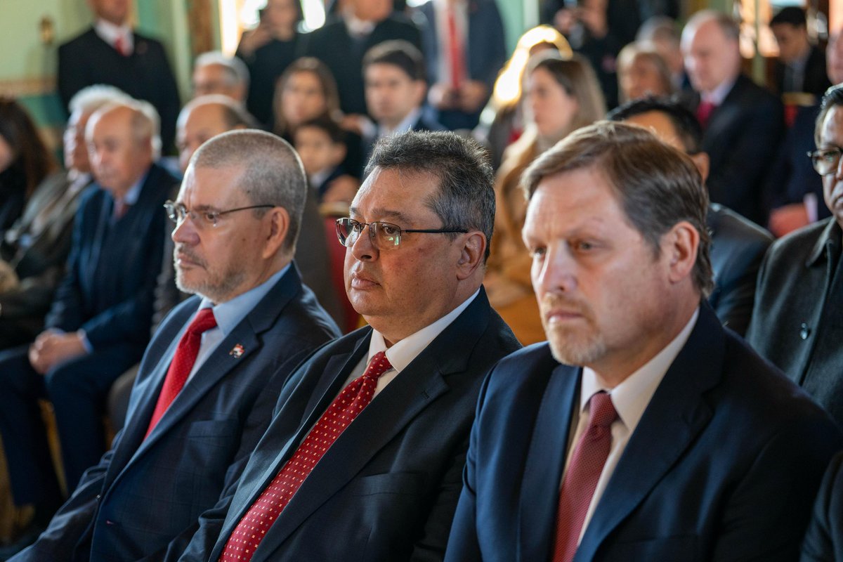 Senado TV tweet media