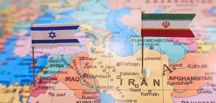 SriLankaTweet's tweet photo. Sri Lanka 🇱🇰 expresses deep concern over recent developments in the Middle East and urges all parties to take concrete steps toward de-escalation. 
 #Israel #Iran #IsraeliranWar #DiplomacyLK #LKA #SriLanka 
We call for dialogue and strong diplomatic efforts to restore peace and ensure regional stability.

Sri Lanka calls upon all parties to take concrete steps to de-escalate the situation in the Middle East region

Sri Lanka is gravely concerned about the latest developments in the Middle East. 
We continue to call upon all parties to take concrete steps to de-escalate the situation. All concerned parties should return to dialogue and engage in intense diplomatic efforts to establish and maintain peace with a view to ensuring stability in the Middle East region.

- Ministry of Foreign Affairs, Foreign Employment and Tourism @MFA_SriLanka