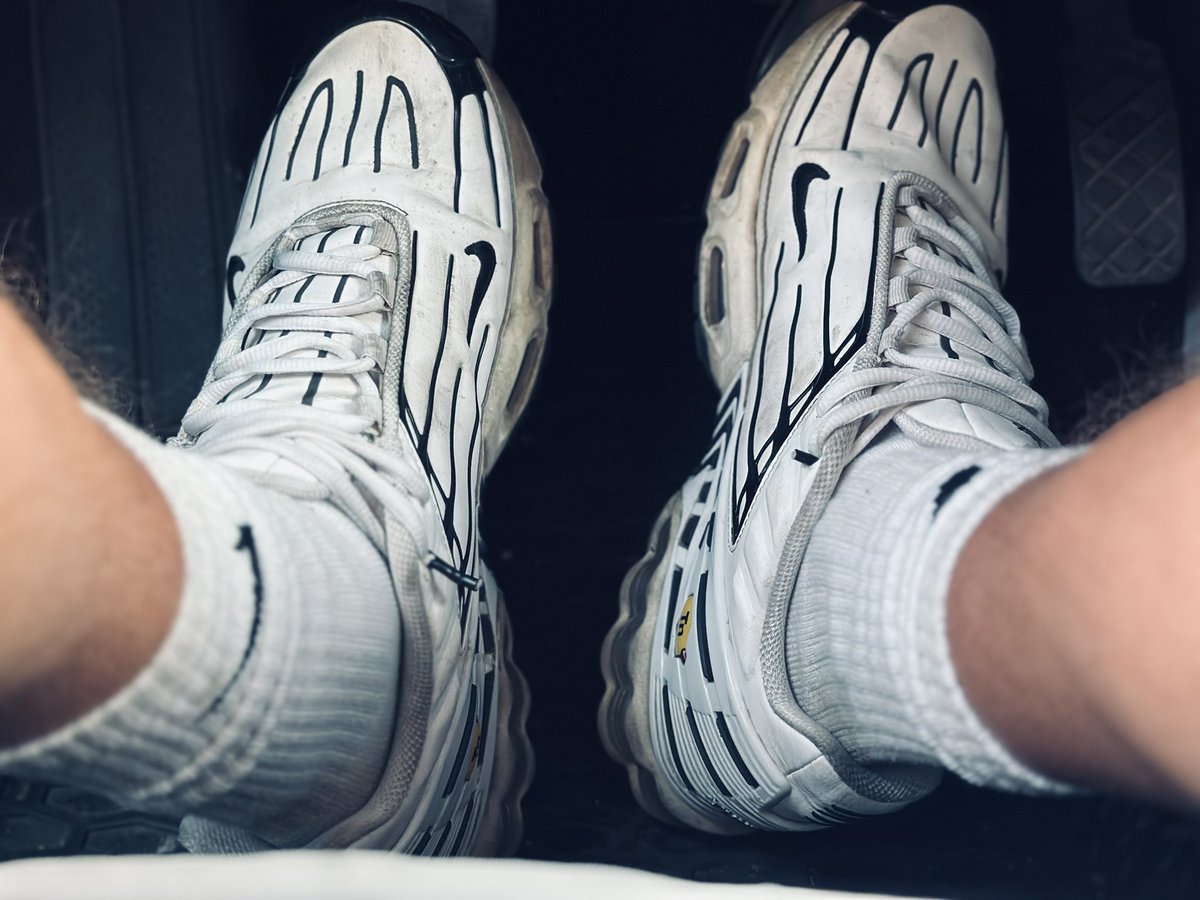 Guys! The tns3 r back! I couldnt resist when I saw them on my friends feet! When he noticed, that Im staring at em, he said: okaaaay u can take them… 😏 

Instant boner! 🤤🤤🤤