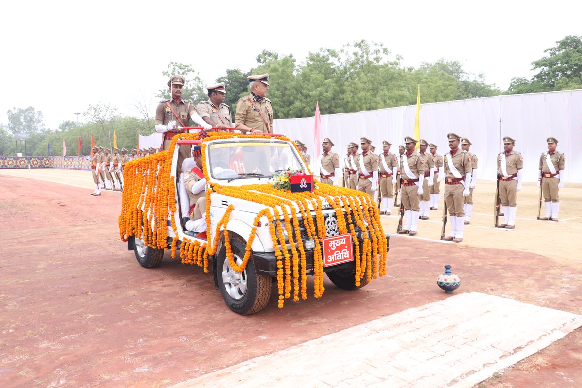 KDSG PTS Meerut UP Police (@kdsgptsmrt) on Twitter photo рдореБрдЦреНрдп рдЕрддрд┐рдерд┐ рд╢реНрд░реА рднрд╛рдиреБ рднрд╛рд╕реНрдХрд░, ADG рдореЗрд░рда рдЬреЛрди,рд╢реНрд░реА рд╕рддреЗрдиреНрджреНрд░ рдХреБрдорд╛рд░, рдкреБрд▓рд┐рд╕ рдЙрдкрдорд╣рд╛рдирд┐рд░реАрдХреНрд╖рдХ рдкреАрдЯреАрдПрд╕ рдореЗрд░рда рдХреА рдЧрд░рд┐рдорд╛рдордпреА рдЙрдкрд╕реНрдерд┐рддрд┐ рдореЗрдВ рдХреЗрдбреАрдПрд╕рдЬреА рдкреАрдЯреАрдПрд╕ рдореЗрд░рда рдореЗрдВ 23.6.25 рдХреЛ рдХреБрд▓ 113 (93 рдкреБрд░реБрд╖,20 рдорд╣рд┐рд▓рд╛) рдЙрдкрдирд┐рд░реАрдХреНрд╖рдХ рдирд╛0рдкреБ0рдЖрдзрд╛рд░рднреВрдд рдХреЛрд░реНрд╕(рд╕рддреНрд░2024-25) рдХреА рдкрд╛рд╕рд┐рдВрдЧ рдЖрдЙрдЯ рдкрд░реЗрдб рд╕рдореНрдкрдиреНрди рд╣реБрдИ <a href="/UPPoliceTrgHQ/">Training Directorate UP Police</a> рдореБрдЦреНрдп рдЕрддрд┐рдерд┐ рд╢реНрд░реА рднрд╛рдиреБ рднрд╛рд╕реНрдХрд░, ADG рдореЗрд░рда рдЬреЛрди,рд╢реНрд░реА рд╕рддреЗрдиреНрджреНрд░ рдХреБрдорд╛рд░, рдкреБрд▓рд┐рд╕ рдЙрдкрдорд╣рд╛рдирд┐рд░реАрдХреНрд╖рдХ рдкреАрдЯреАрдПрд╕ рдореЗрд░рда рдХреА рдЧрд░рд┐рдорд╛рдордпреА рдЙрдкрд╕реНрдерд┐рддрд┐ рдореЗрдВ рдХреЗрдбреАрдПрд╕рдЬреА рдкреАрдЯреАрдПрд╕ рдореЗрд░рда рдореЗрдВ 23.6.25 рдХреЛ рдХреБрд▓ 113 (93 рдкреБрд░реБрд╖,20 рдорд╣рд┐рд▓рд╛) рдЙрдкрдирд┐рд░реАрдХреНрд╖рдХ рдирд╛0рдкреБ0рдЖрдзрд╛рд░рднреВрдд рдХреЛрд░реНрд╕(рд╕рддреНрд░2024-25) рдХреА рдкрд╛рд╕рд┐рдВрдЧ рдЖрдЙрдЯ рдкрд░реЗрдб рд╕рдореНрдкрдиреНрди рд╣реБрдИ <a href="/UPPoliceTrgHQ/">Training Directorate UP Police</a>