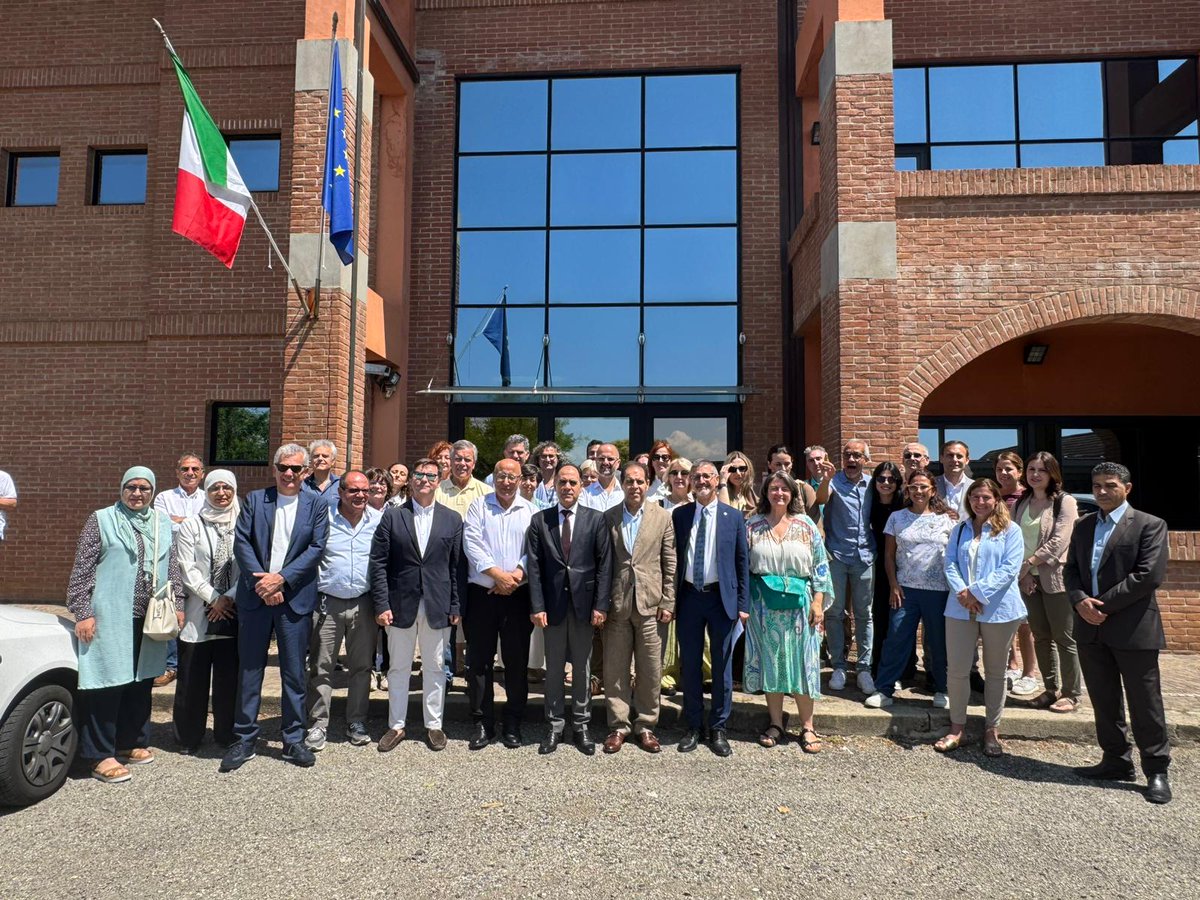 olivebreeding's tweet photo. This week, at the INTERNATIONAL WORKSHOP “TRANSFER OF OLIVE TREE GENETIC RESOURCES AND ASSOCIATED RESEARCH DATA: A PATH TO SOLUTIONS IN THE ADAPTATION TO CLIMATE CHANGE”
Rende, Italy. June, 23th to 26th of 2025. https://t.co/Wv1jM1gFp4