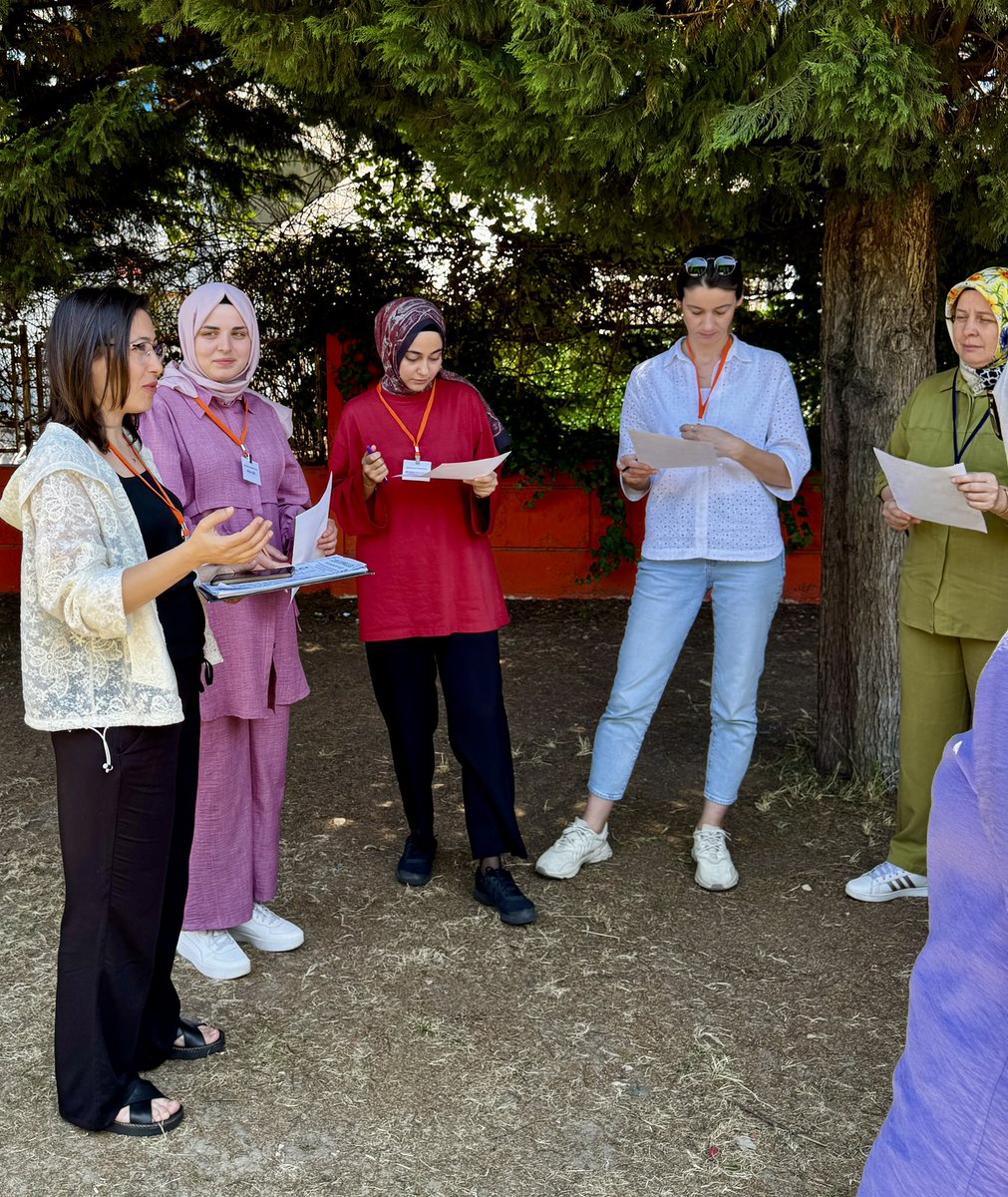 📍Okulumuzda düzenlenen Eğitimde Drama Teknikleri Kursu, farklı okullardan öğretmen ve yöneticilerin katılımıyla başarıyla tamamlandı.
🎭Eğitimci Sn. Hülya Nigar ATAR’a ve sürece destek veren İl Millî Eğitim Müdürümüz Sn.Emrullah AYDIN’a teşekkür ederiz. <a href="/emrullahaydin25/">Emrullah Aydın</a>