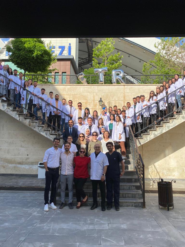 ptdnz's tweet image. 🧠💪 Sağlığın bilimle buluştuğu yer:
Hasan Kalyoncu Üniversitesi FTR Bölümü!
Uygulamalı eğitim, güçlü akademik kadro ve araştırma odaklı yaklaşımıyla geleceğin fizyoterapistlerini yetiştiriyoruz.
#HKÜFTR #SağlıktaGelecek #Fizyoterapi @hkunv @serkan_usgu @