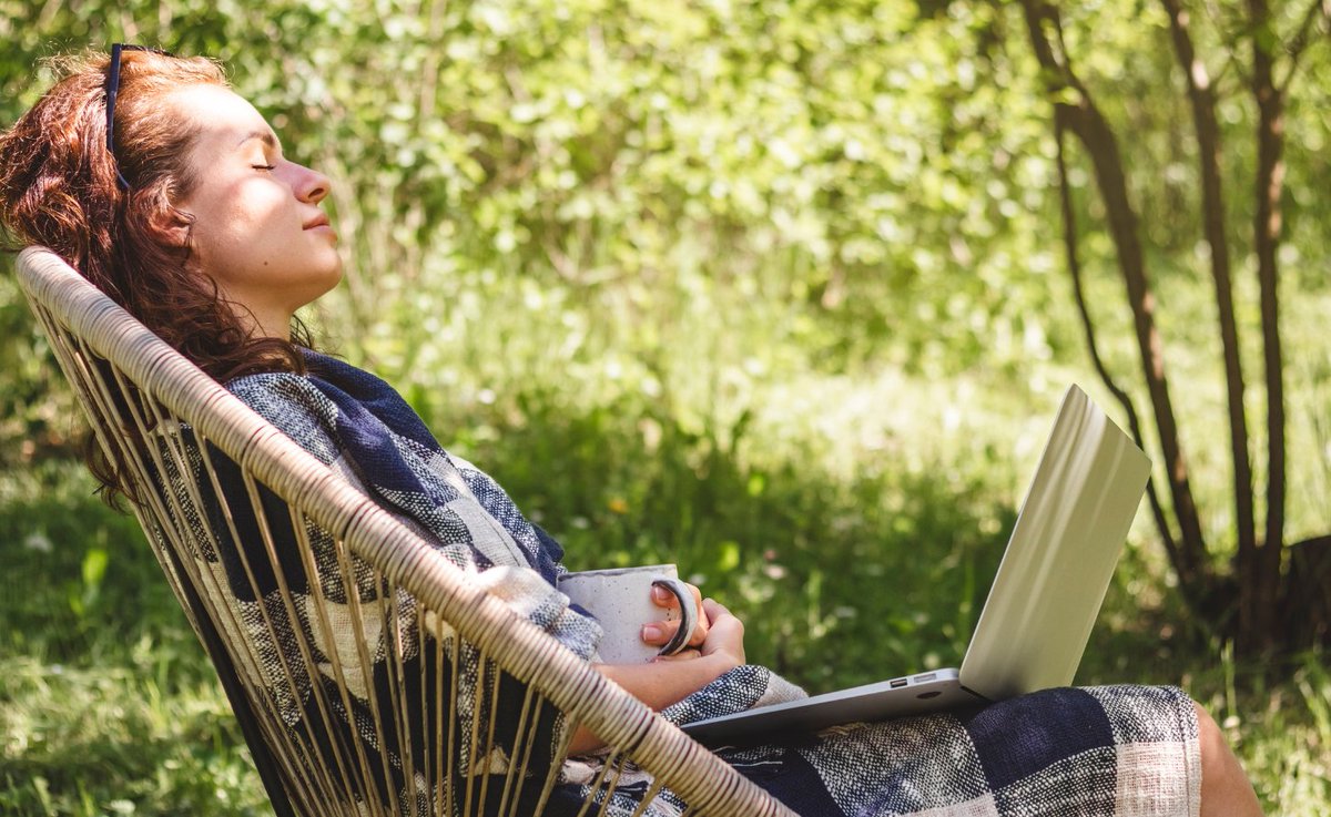 🌍 This #WorldWellbeingWeek, we're shining a light on the health beneath our feet.
At #SafeSoilUK, we believe that healthy soil = healthy life — for people, plants, and the planet. 🪴🌱
Let’s nurture our soil to support true wellbeing from the ground up. 🌿
#WorldWellbeing #soil