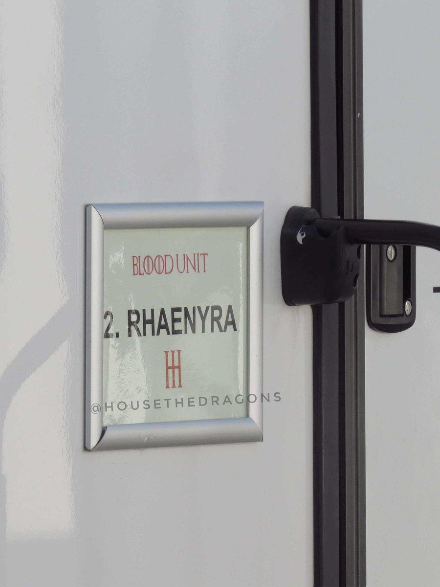 Emma D'Arcy is on set for their Rhaenyra scenes today!!!