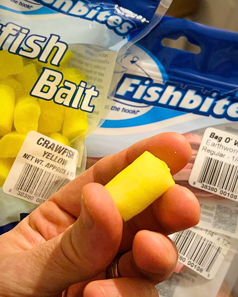 CatfishNOW1's tweet photo. The Fishbites Yellow Crawfish Catfish Bait brings in big cats without making you smell like bait. No mess, no refrigeration, and it stays fresh for up to a year.
It’s the scent that melts in the water—not on your hands! 👃💥
https://t.co/czwirawzEe
#Fishbites #CatfishBait https://t.co/BW1sQjaxCb