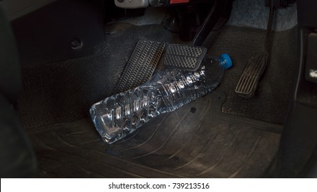 Хөдөө аялал зугаалгаар явж байхад усны сав донсолгоонд жолоочийн хөл доор унаж ийм байдалд орвол тоормос байхгүй аюул болно шүү. Мэдээд авахад илүүдэхгүй 🤌👍