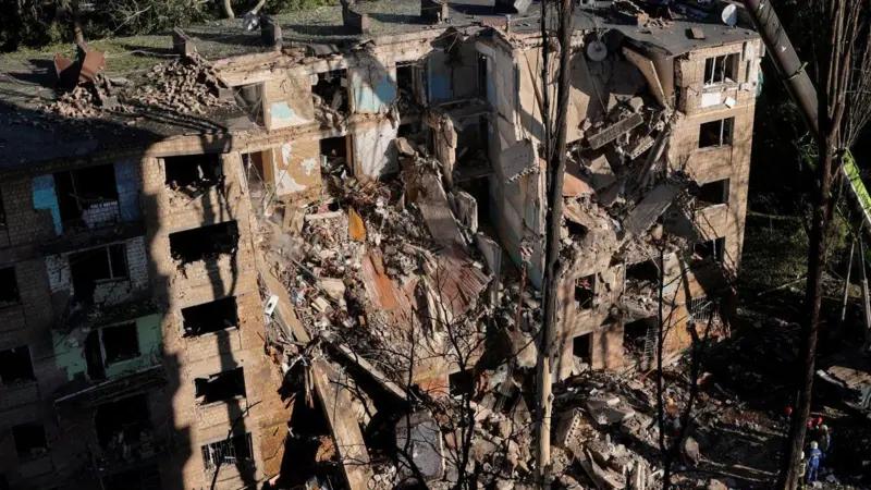 The ninth victim of the Russian strike on Kyiv is an 11-year-old girl. Earlier, the body of the mother was also pulled from under the rubble🕯