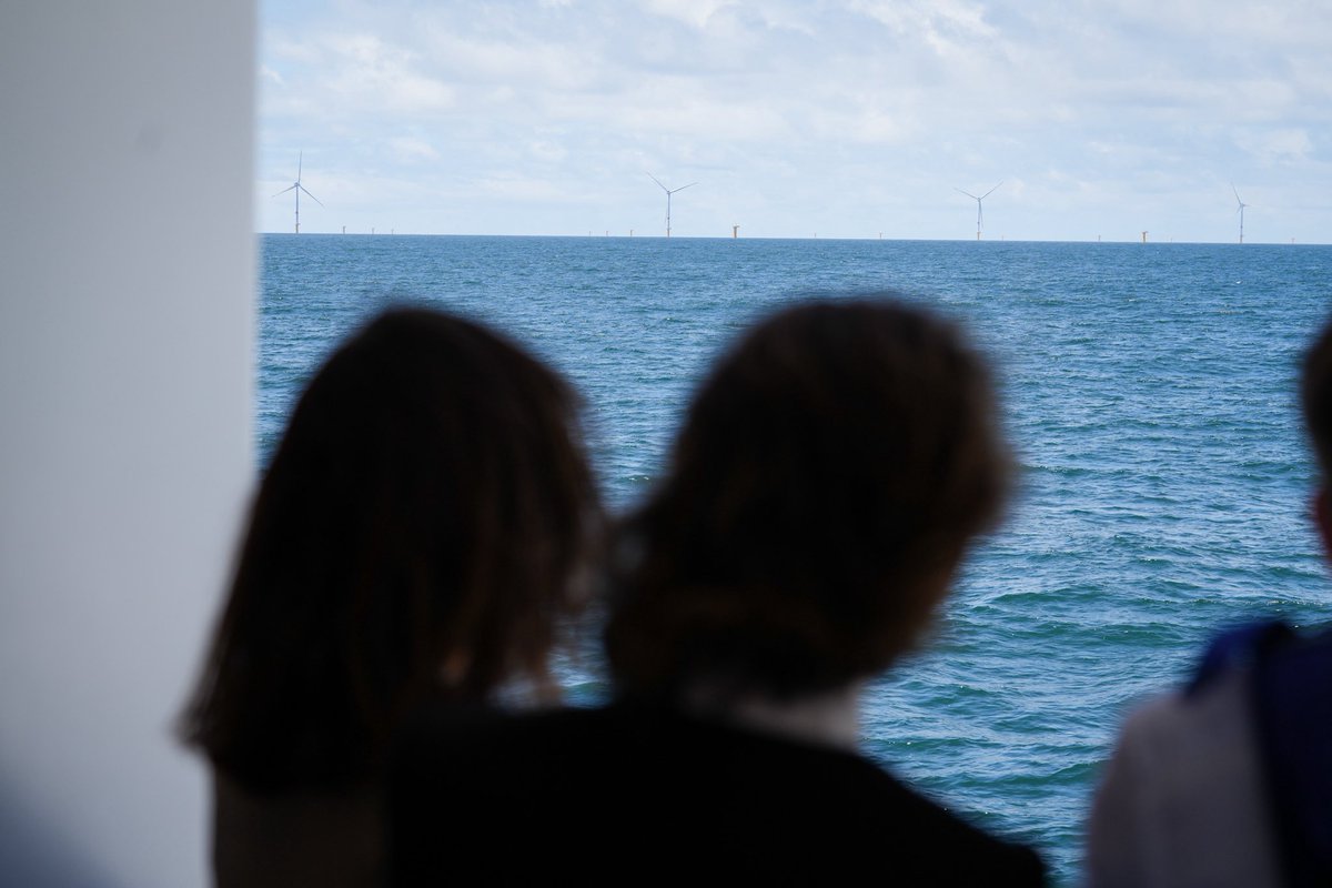 C_MORANCAIS's tweet image. La Région @paysdelaloire est fière de voir la réalisation d’un projet industriel qui est le fruit d’un long travail qui porte une ambition forte dans les Energies Maritimes Renouvelables, et qui est leader en la matière.
Nous avons le savoir-faire et la méthode pour mener de tels…