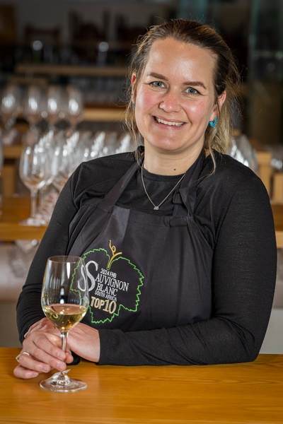 Submit your best – impress the judges, elevate your brand, and earn a spot in the #FNB #SauvignonBlancSA Top 10. Entries now open. Read more: 
👉 tinyurl.com/yzf39sxt #SAWine #SauvignonBlanc #Westerncape