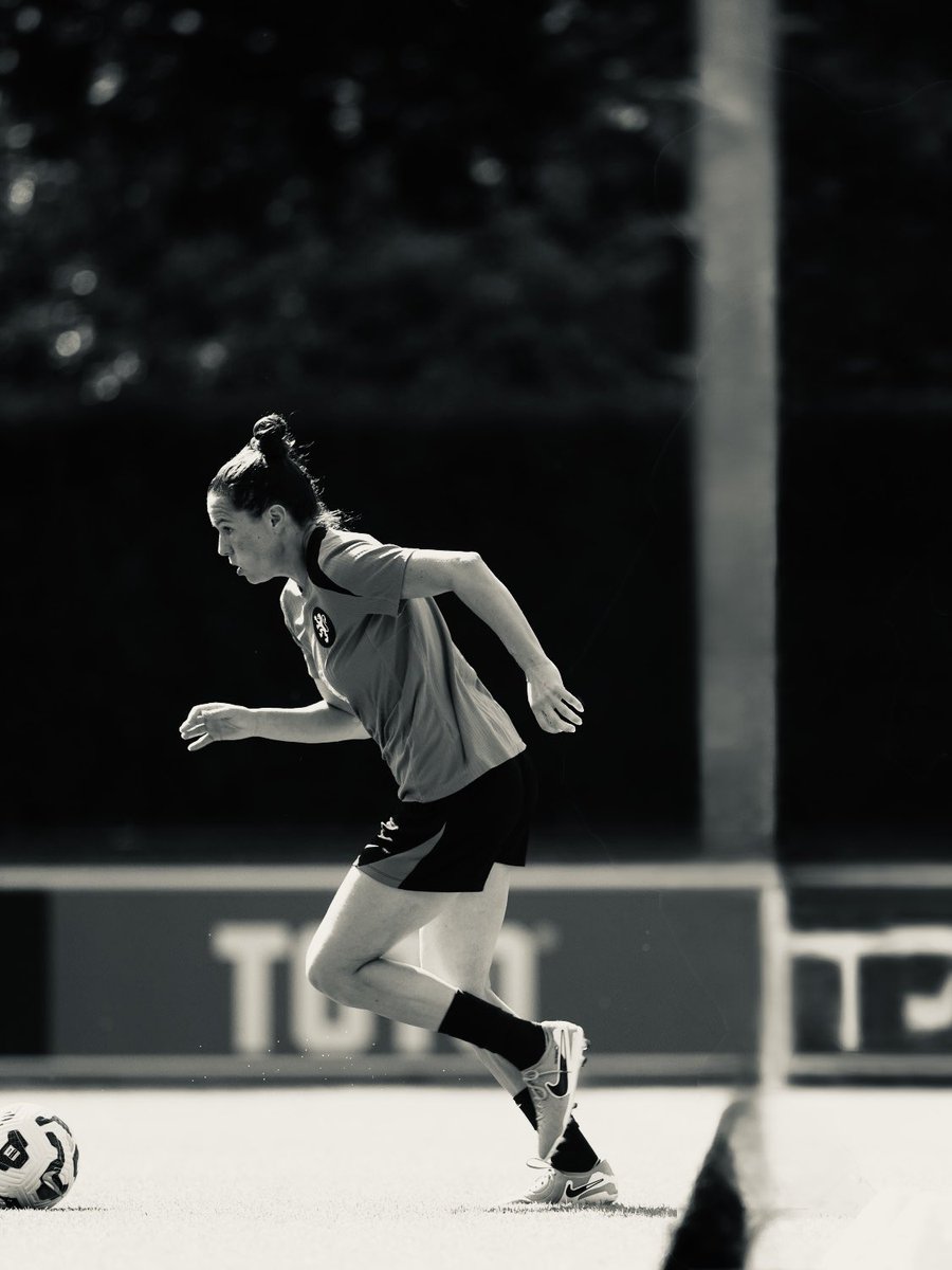 Merel van Dongen tweet media