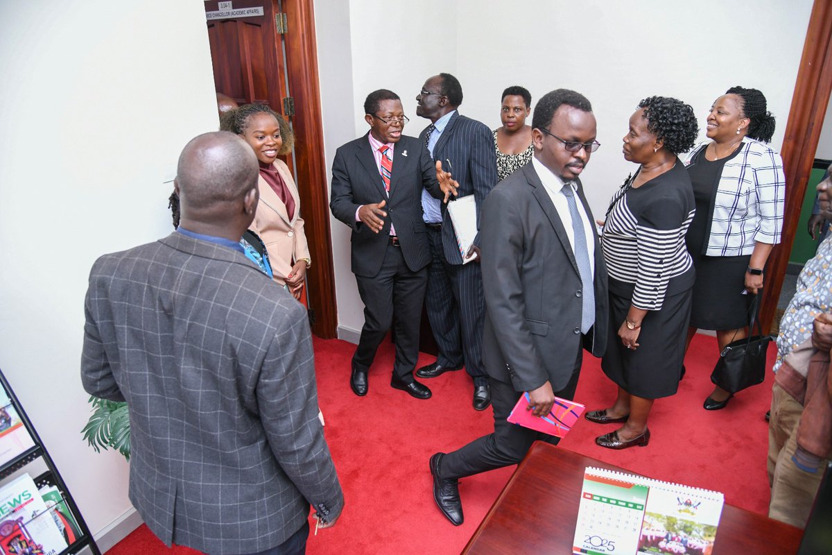 BuyinzaMuk99226's tweet image. Today, Mak hosted an extra ordinary meeting of the Uga VCs Forum. All the 56 VCs attended in person and discussed the effectiveness and sustainability of the Higher Educ Certificate as a bridge and access pathway to HE. The NCHE is currently evaluating the HEC. @MakerereNews