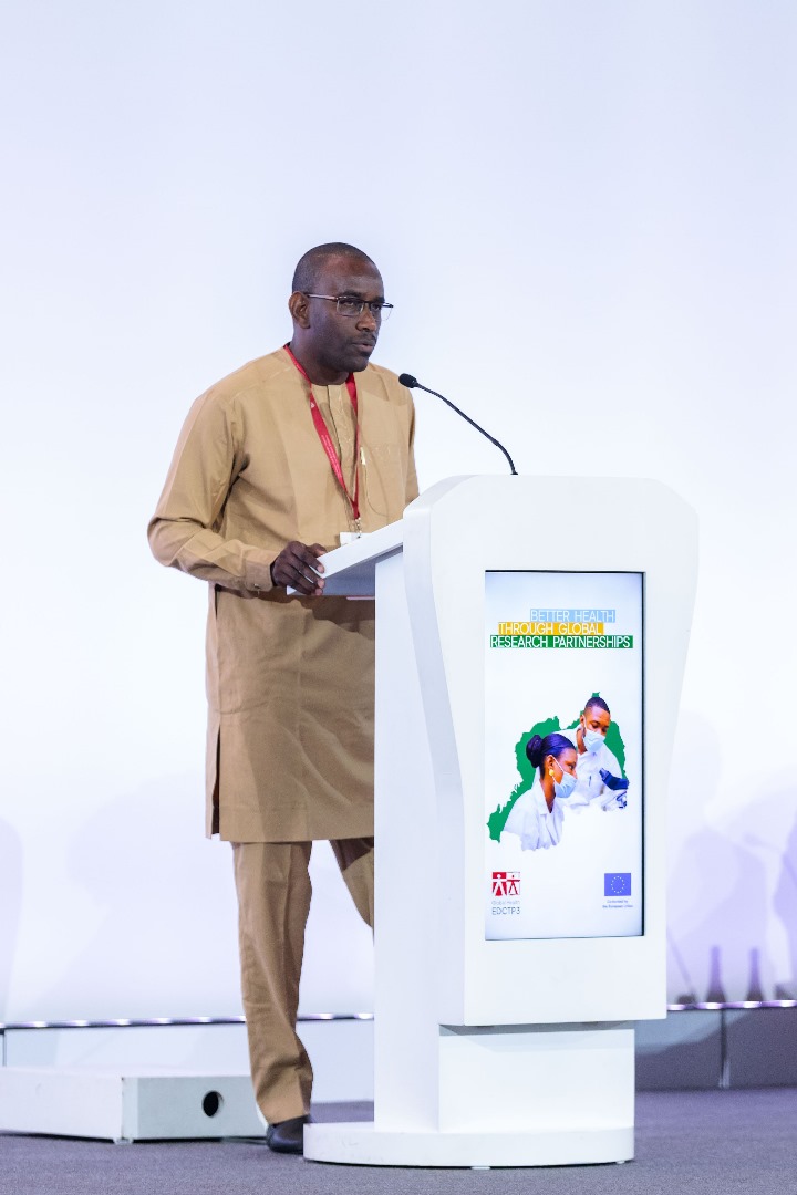 During this high-level scientific meeting, the representative of the University Clinical Research Center (UCRC), Dr. Ilo DICKO, Clinical Investigator and Research Project Coordinator, shared Successes and Challenges related to PREVAC/PREVAC-UP implementation at UCRC.