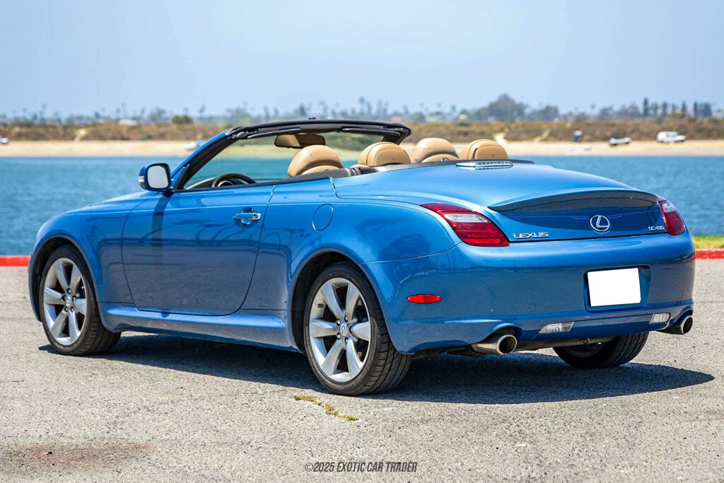 Corey D Lewis and 99 others tweet media