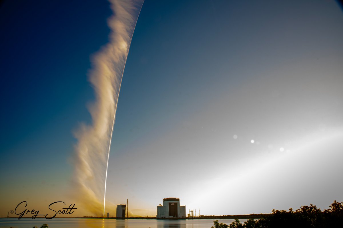 Greg Scott (@gregscott_photo) on Twitter photo As the sun rises this morning so does the ULA Atlas V 551 carrying the second set of Amazon Kuiper 2 satellites. Another picture perfect launch for ULA. #Kuiper2 <a href="/torybruno/">Tory Bruno</a> <a href="/ProjectKuiper/">Project Kuiper</a>
<a href="/ulalaunch/">ULA</a> As the sun rises this morning so does the ULA Atlas V 551 carrying the second set of Amazon Kuiper 2 satellites. Another picture perfect launch for ULA. #Kuiper2 <a href="/torybruno/">Tory Bruno</a> <a href="/ProjectKuiper/">Project Kuiper</a>
<a href="/ulalaunch/">ULA</a>