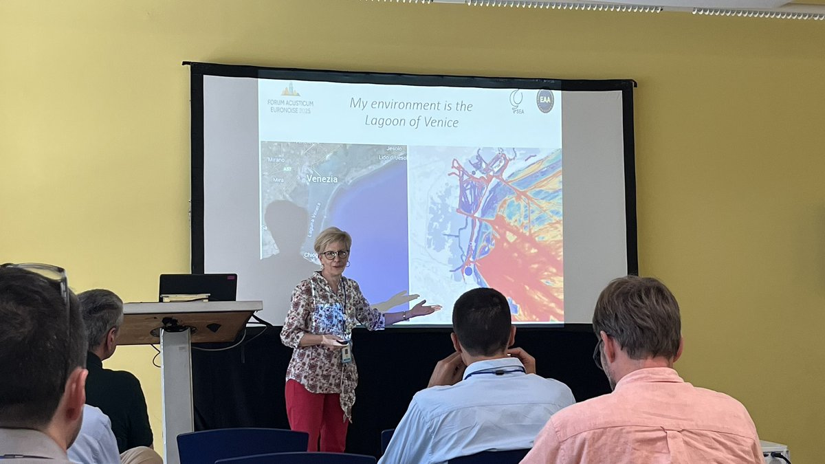 deuteronoise's tweet photo. @luciamanni10 presenting in @FAeuronoise2025 about the impact of underwater noise to Deuterosome in the framework of the project! @jpioceans https://t.co/NrjsXXNvSb