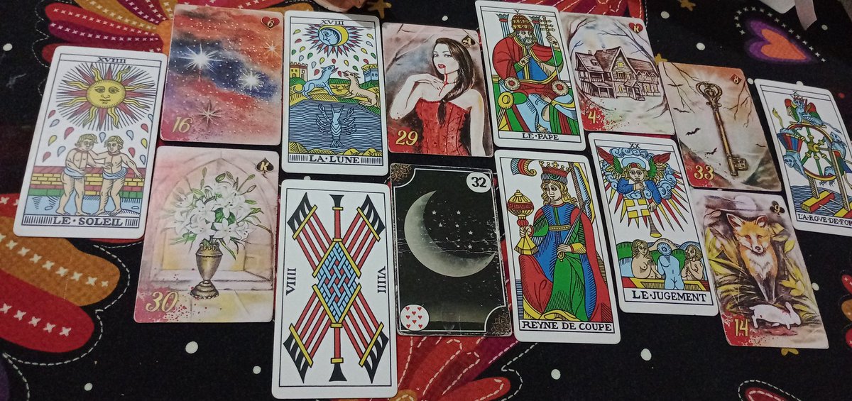 baralhoda7's tweet image. Bom dia ☕.
Jogão pesado ☠️Cuidado com carinhas que chegam de mansinho e de repente se revelam !

 VAGAS PARA HOJE,CHAMAR DO WHPP.

#mesaaberta #lennormand #baralhocigano #tarot #tarô