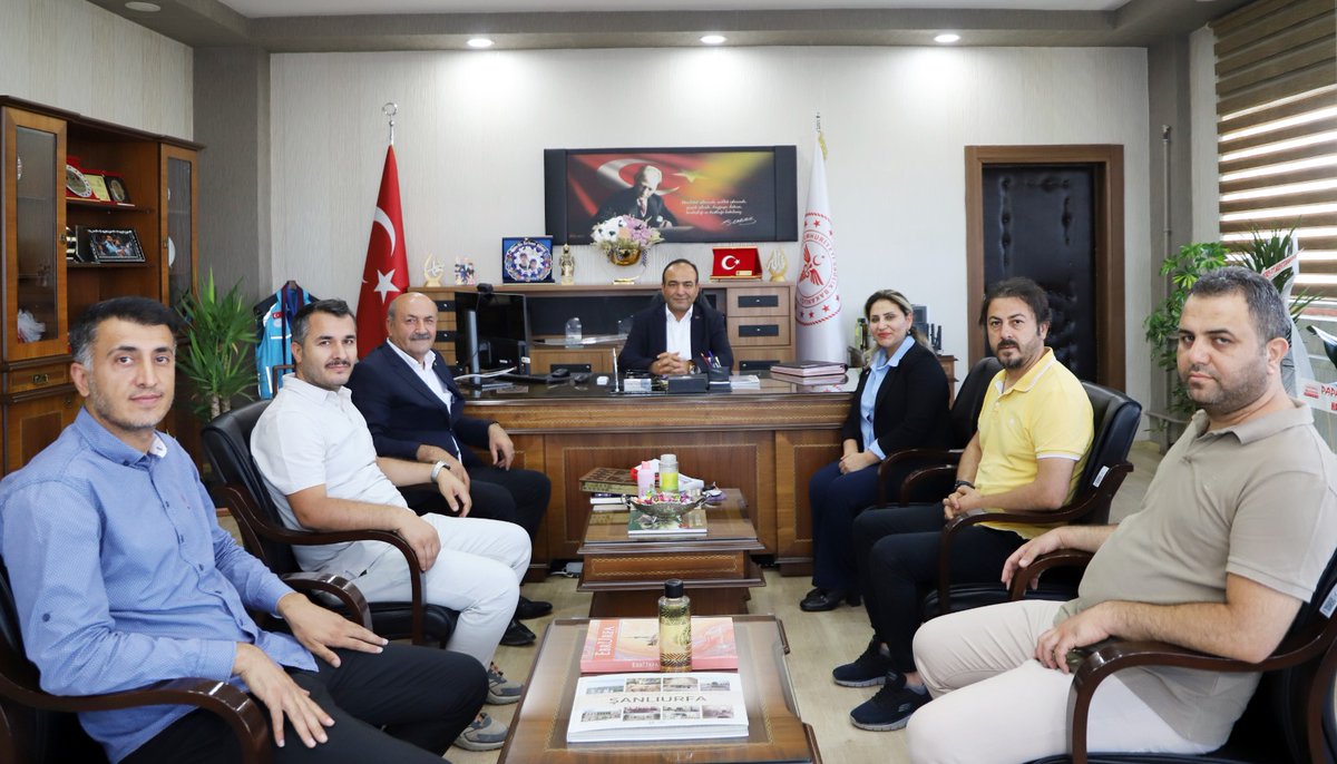 selamibalcii's tweet photo. Türk Sağlık-Sen yönetimi olarak  İl Sağlık Müdürümüz Dr. Öğr. Üyesi Erhan Berk’e hayırlı olsun ziyaretinde bulunduk. Kendisinin göstermiş olduğu misafirperverliği için teşekkür ederiz. https://t.co/OzFPiEnG6F